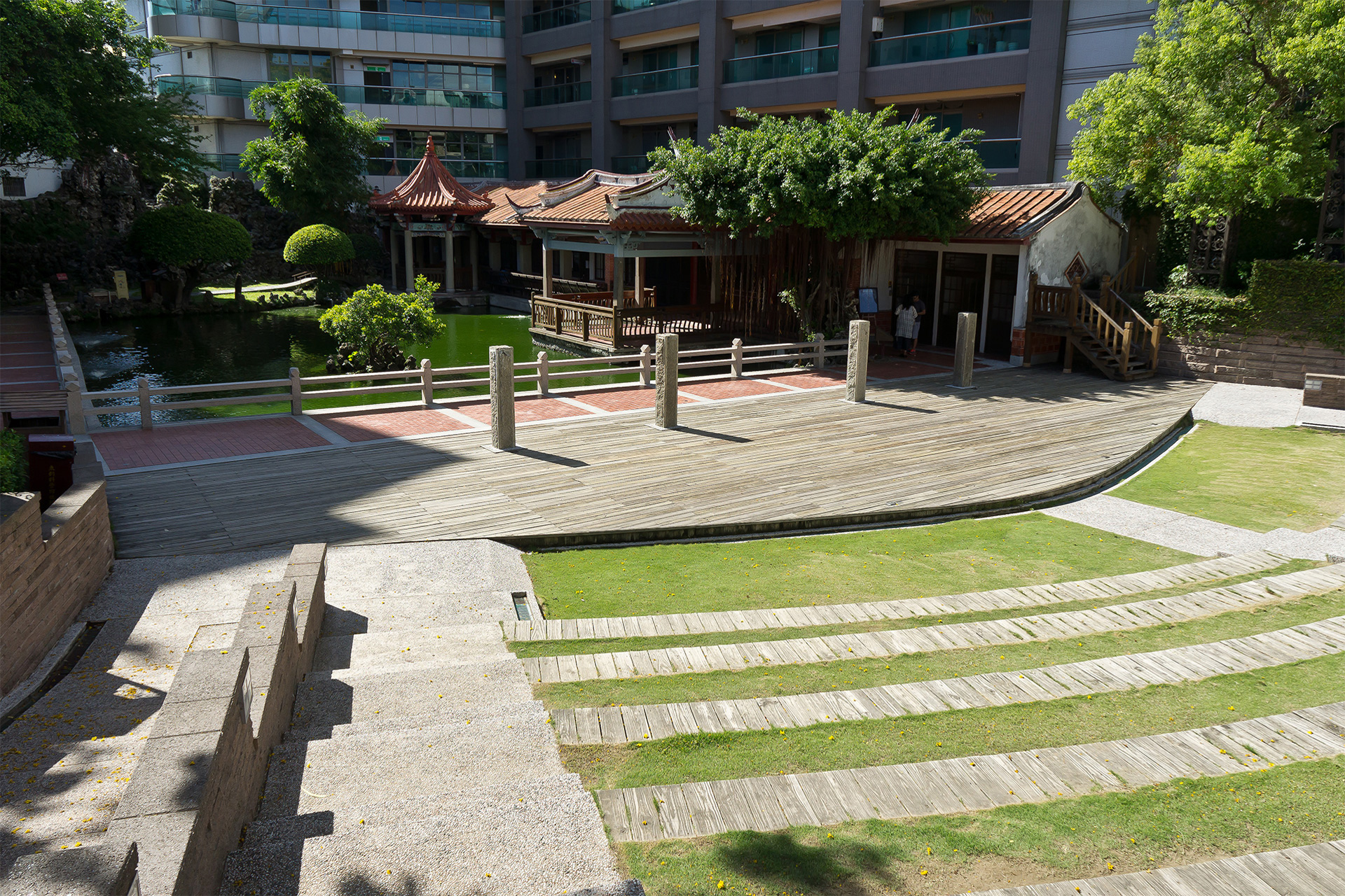 吳園藝文中心